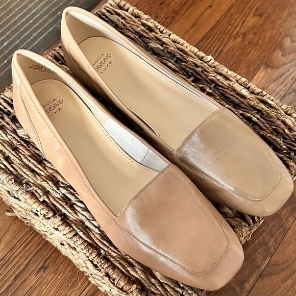 Joan & David Shoes - Circa Joan & David Lucia Loafer Leather Flats Beige Size 8.5 Preloved Excellent